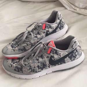 Nike Flex Experience Ring